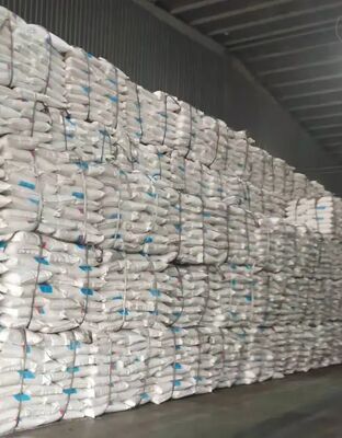 Xinfa SG-5 PVC-Suspensionsharz mit K-Wert 66–68, geringem flüchtigen Anteil und hoher mechanischer Festigkeit für starre PVC-Produkte